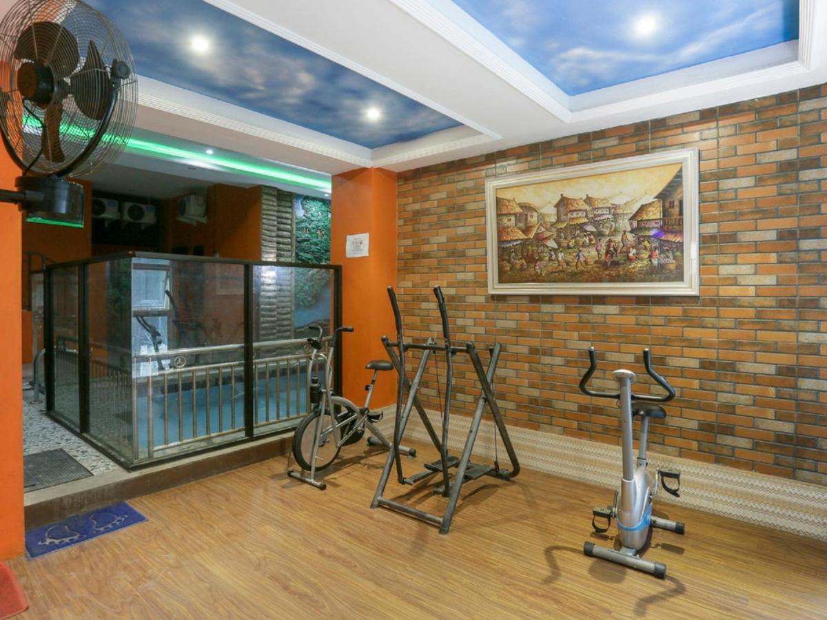 Oyo Life 3520 Indoniaga Palace Tangerang Ngoại thất bức ảnh